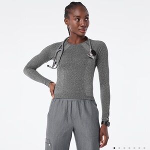 Figs Graphite Gray Salta Seamless Cropped Long Sleeve Underscrub